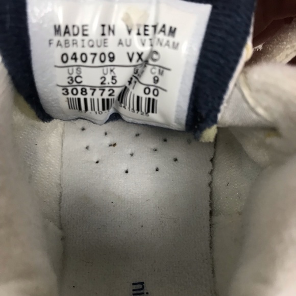 Nike baby sneakers - Picture 3 of 4